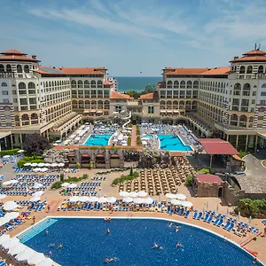 Üdülőközpont Melia Sunny, Napospart