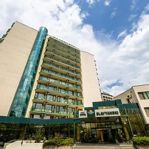 Szálloda Slavyanski, Napospart